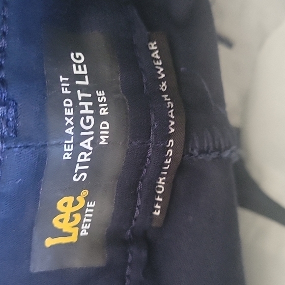 NEW! LEE 10 Petite Relaxed Fit All Day Straight Leg Pants! - Picture 3 of 5